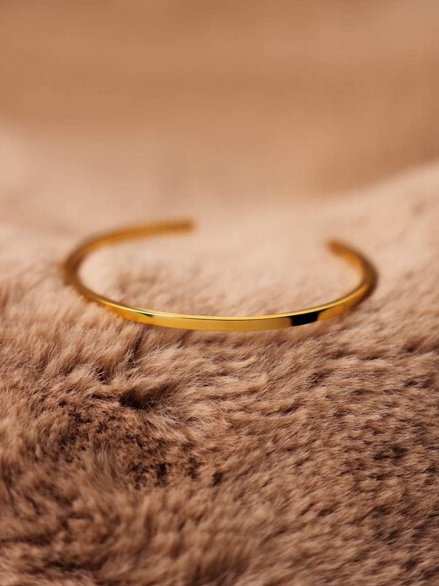 Eclipse Halo Thin Armcuff