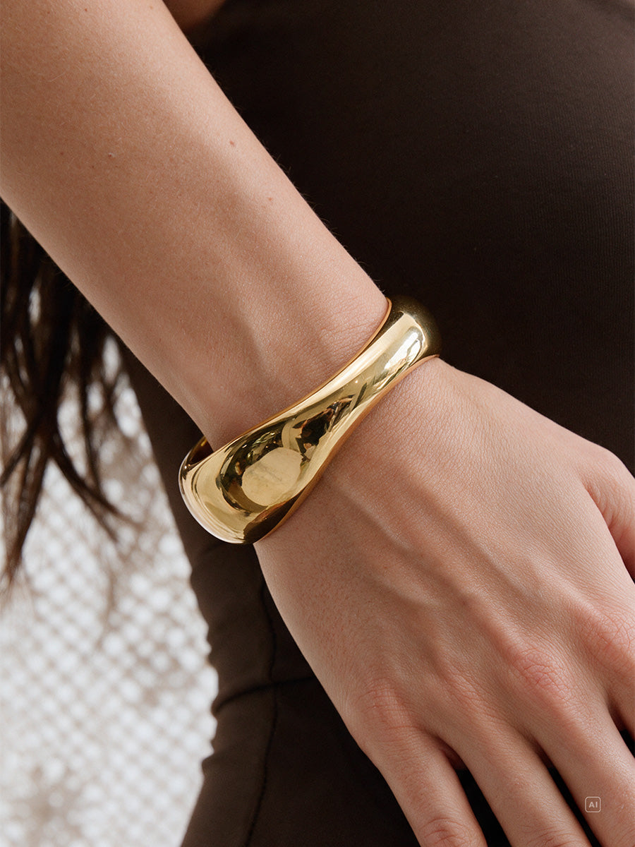 Bold Spirit Armcuff