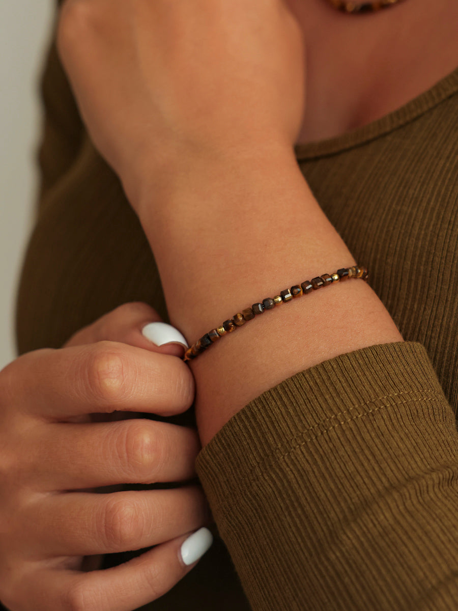 Fantasy Journey Brown ARMBAND