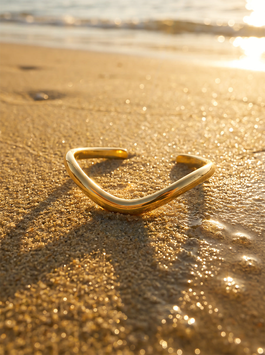 Dreamy Wave Armcuff ICRUSH