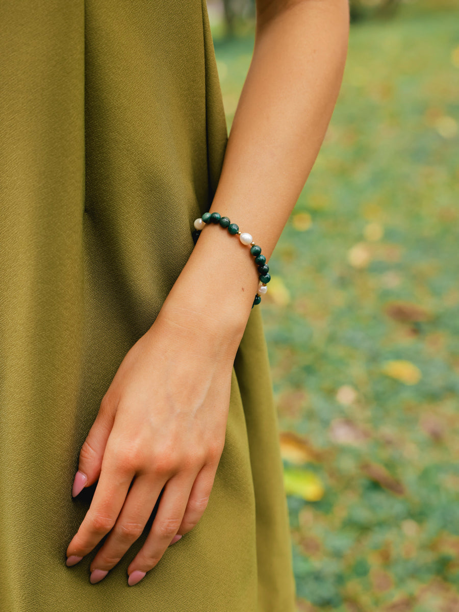 Dawn Pearl Green ARMBAND