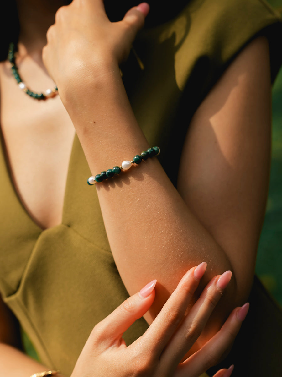 Dawn Pearl Green ARMBAND