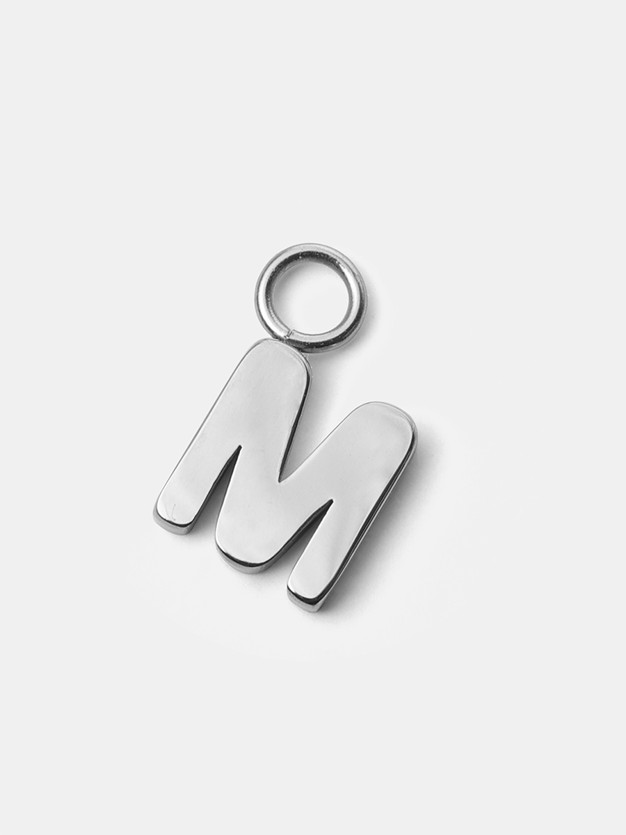 Pure Letter Ohrring-Charms