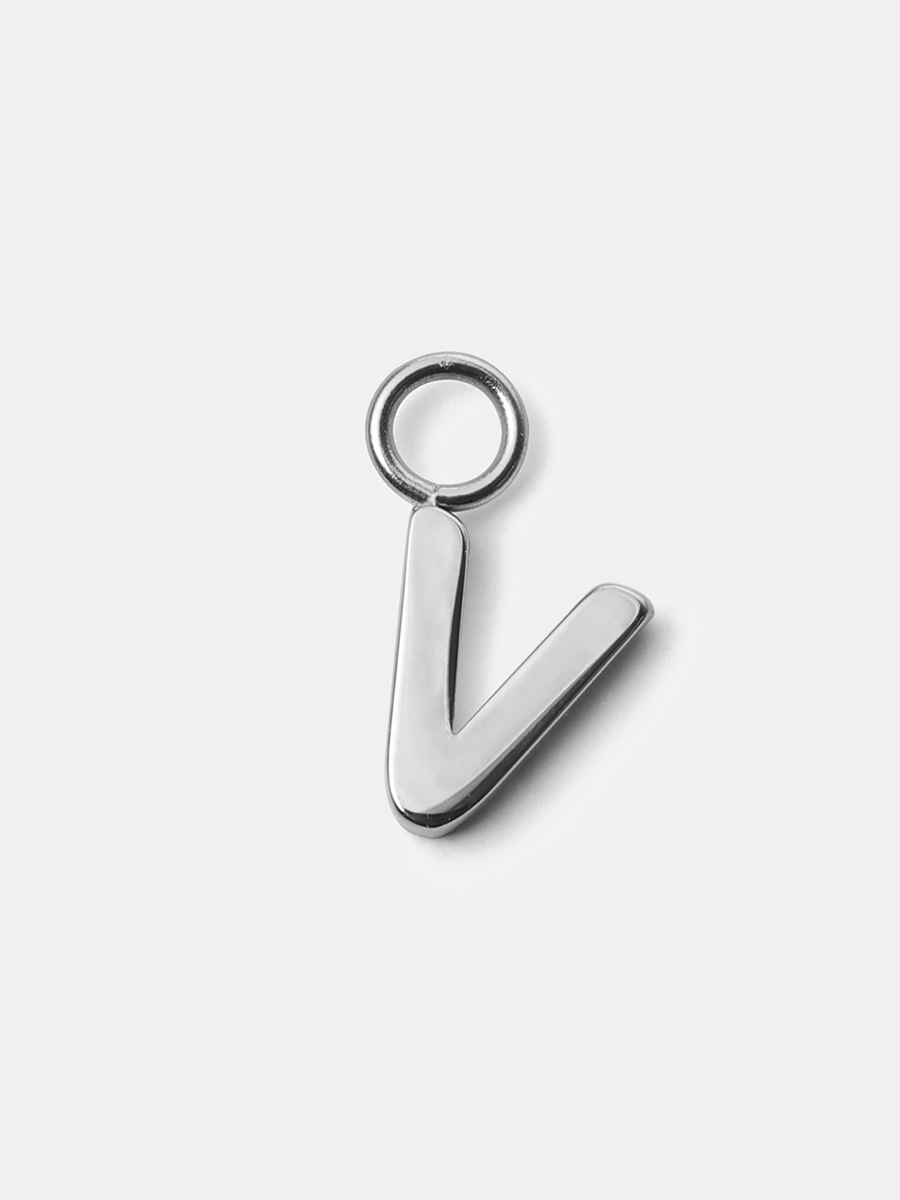 Pure Letter Ohrring-Charms