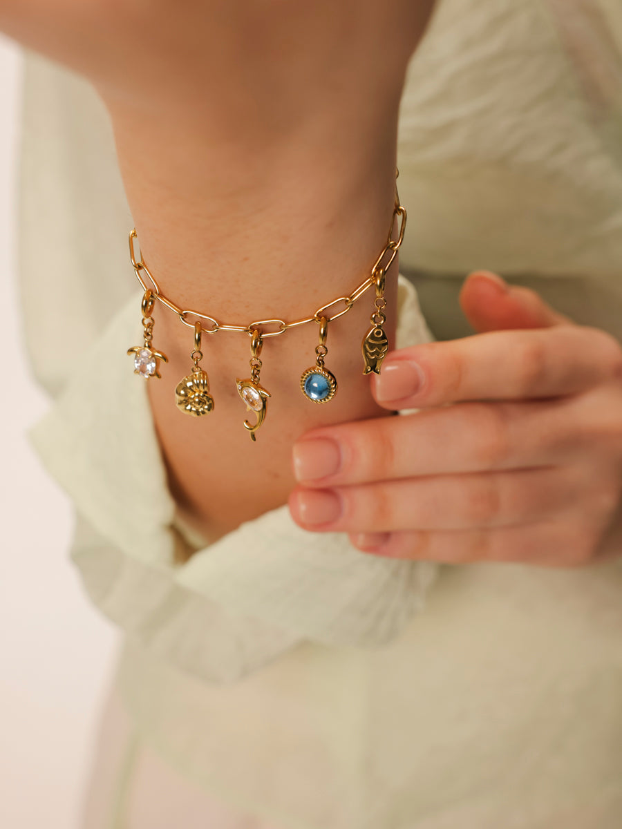 Whispering Light Ketten-Charm