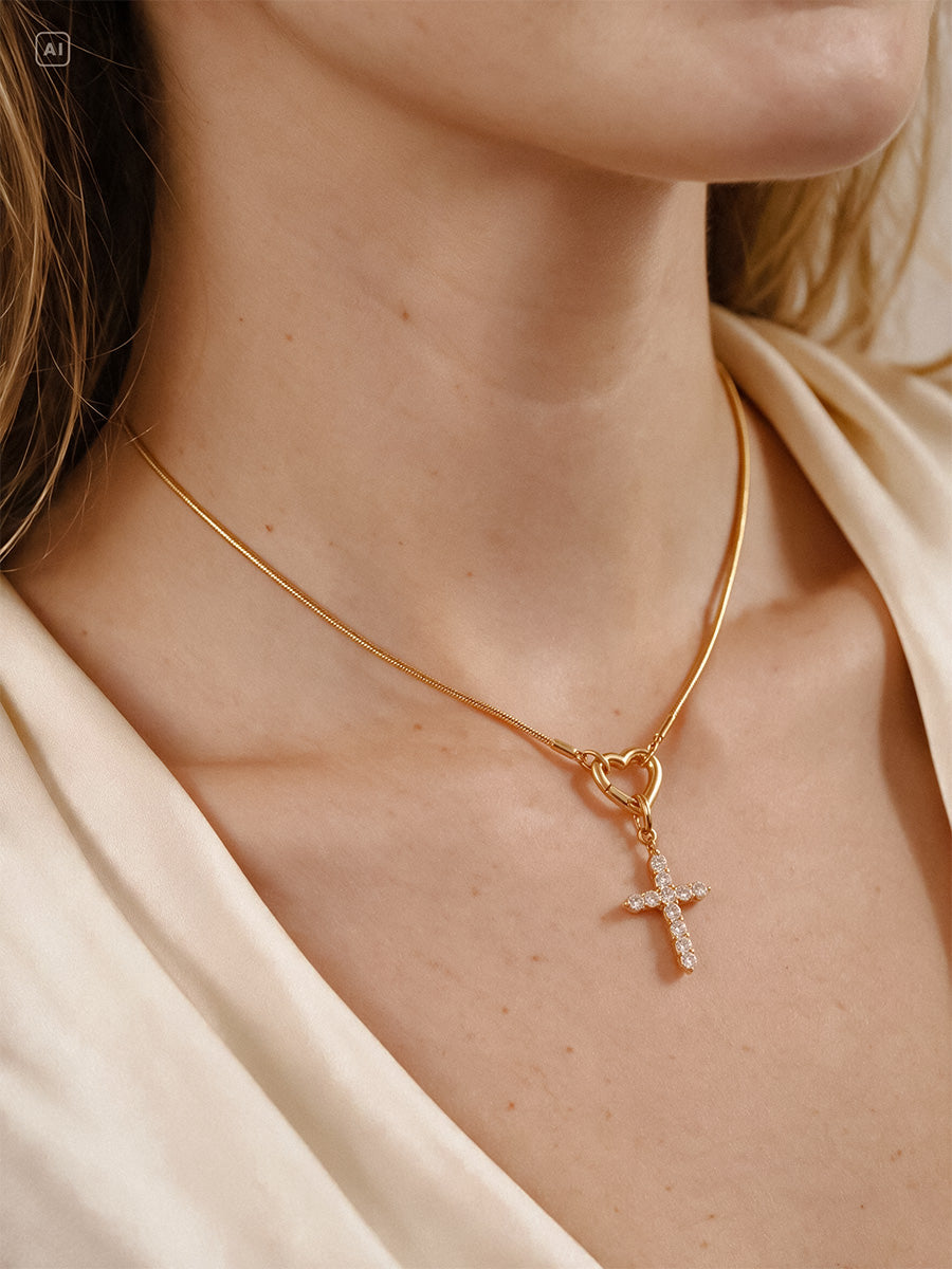 Crush Link Clasp Heart