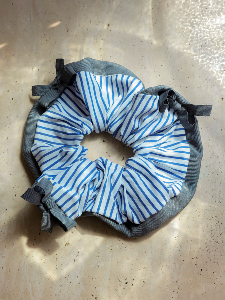 Bow Dream Navy-striped Scrunchie