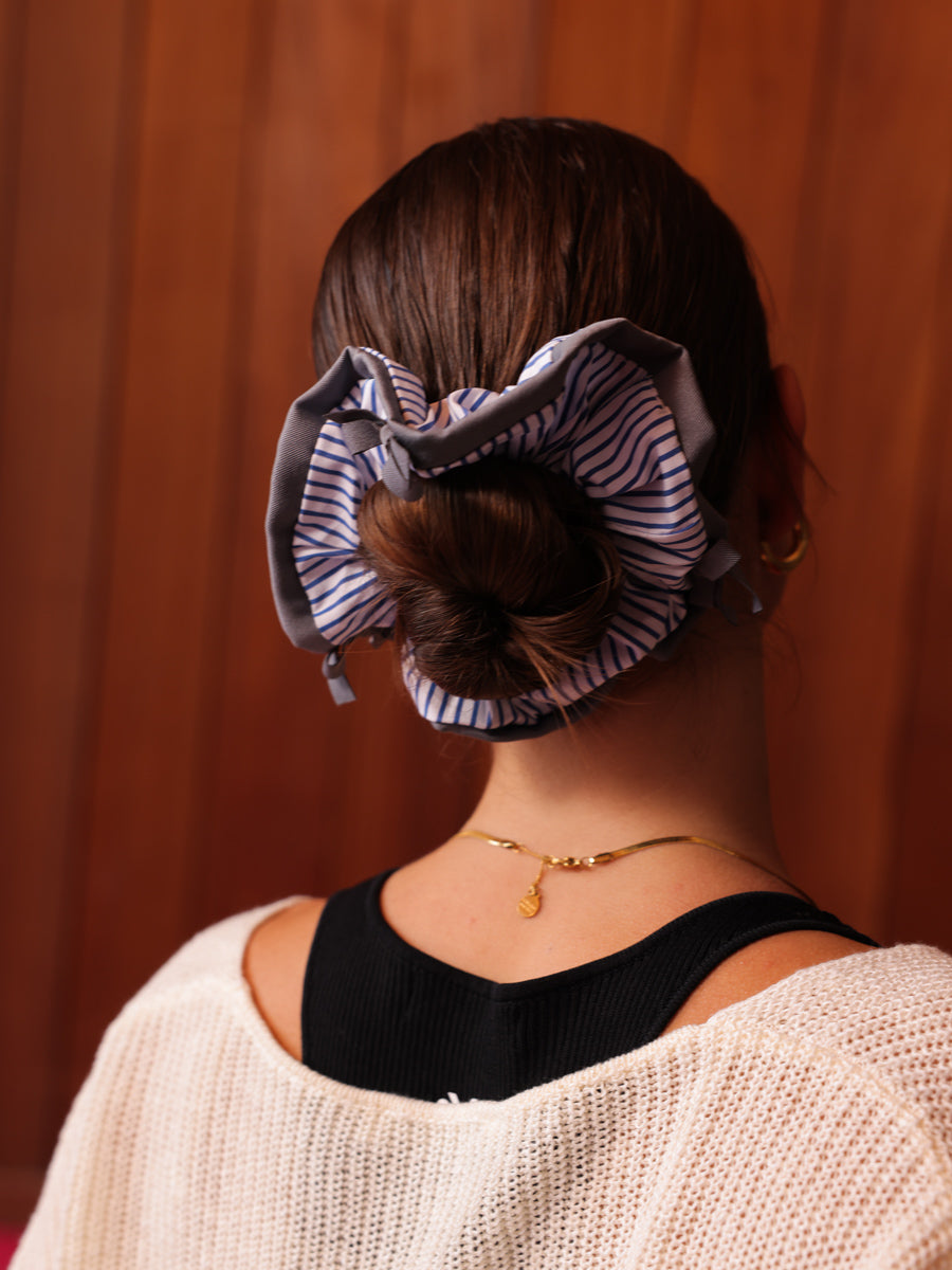 Bow Dream Navy-striped Scrunchie