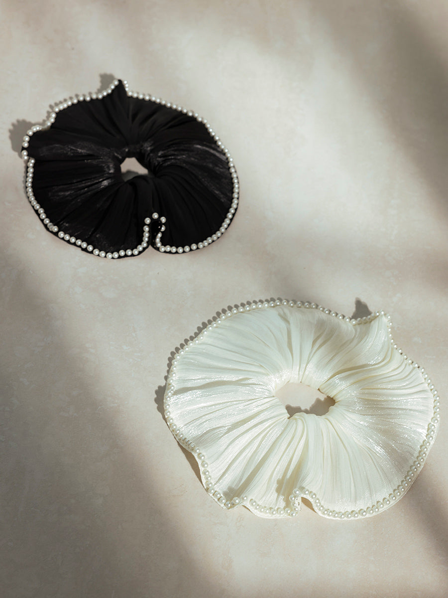Pearl Grace Scrunchie