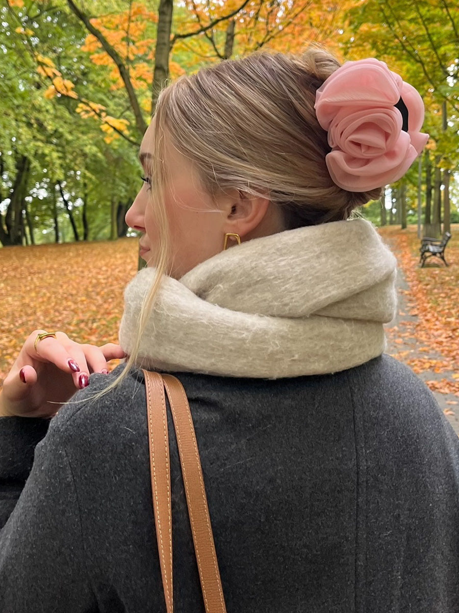 Pearl Rose Light Pink Hair Clip