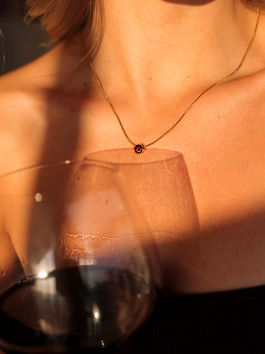 Crystal Delight Dark Red Kette