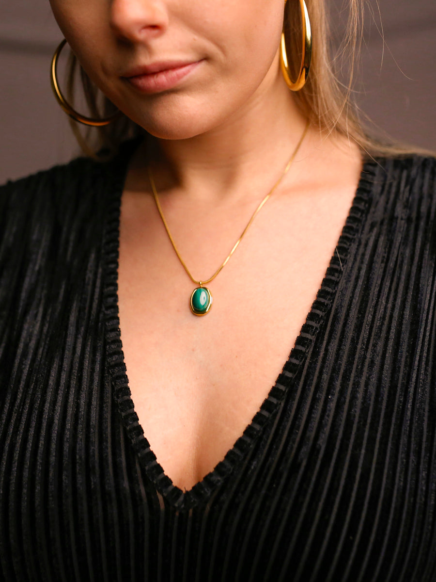 Echoing Dream Dark Green Kette