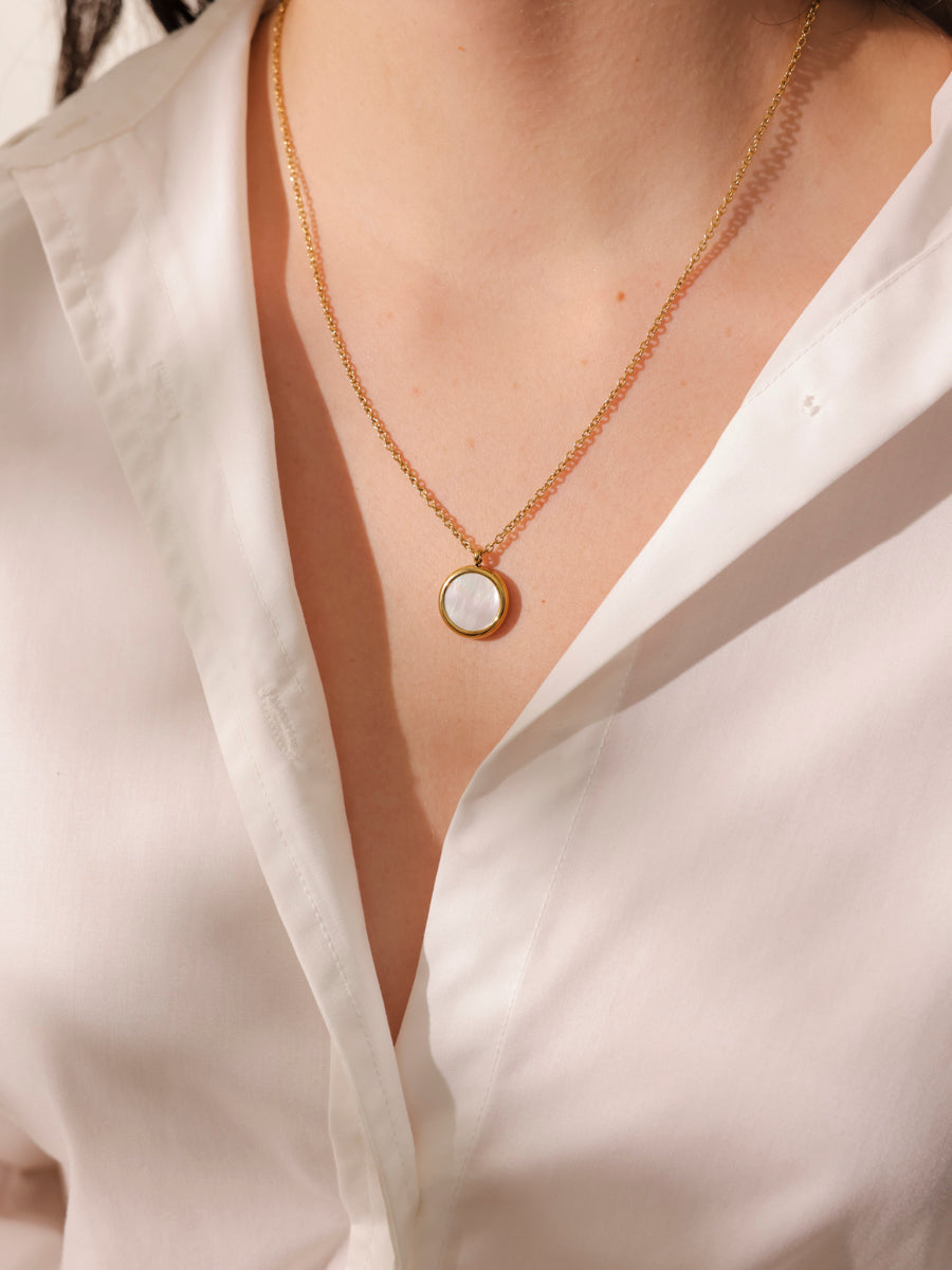 Moonlit Whisper Kette