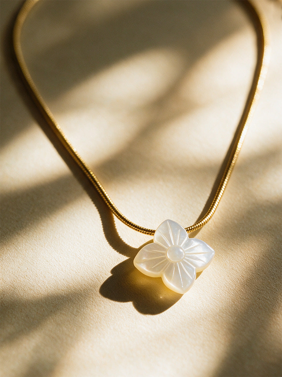 Delicate Bloom Kette ICRUSH