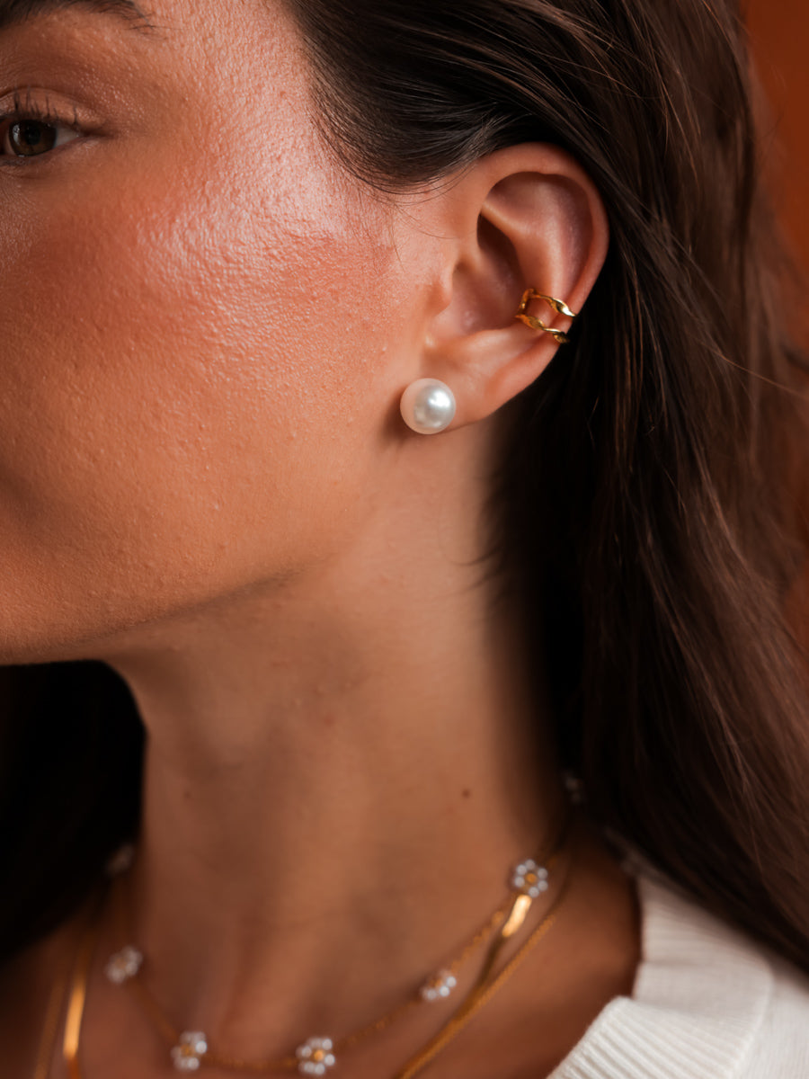 Serene Pearl White Ohrringe