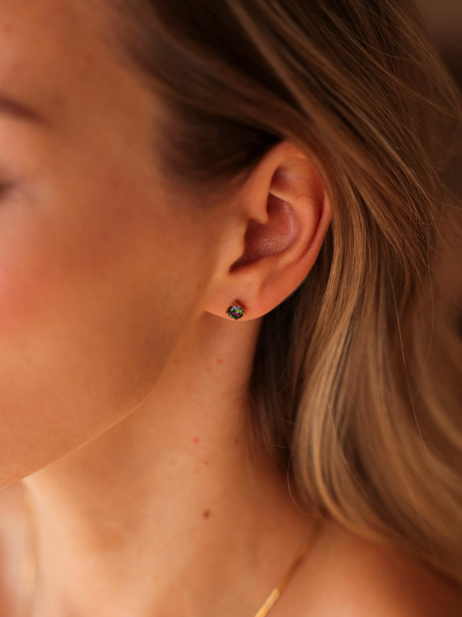 Crystal Delight Aurora Black Small Stub-Ohrringe