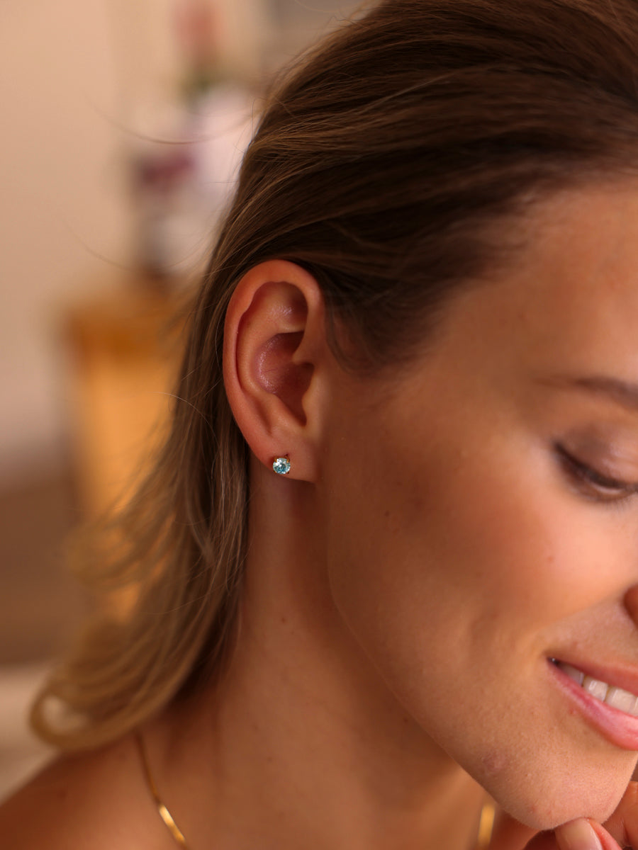 Crystal Delight Light Blue Small Stub-Ohrringe