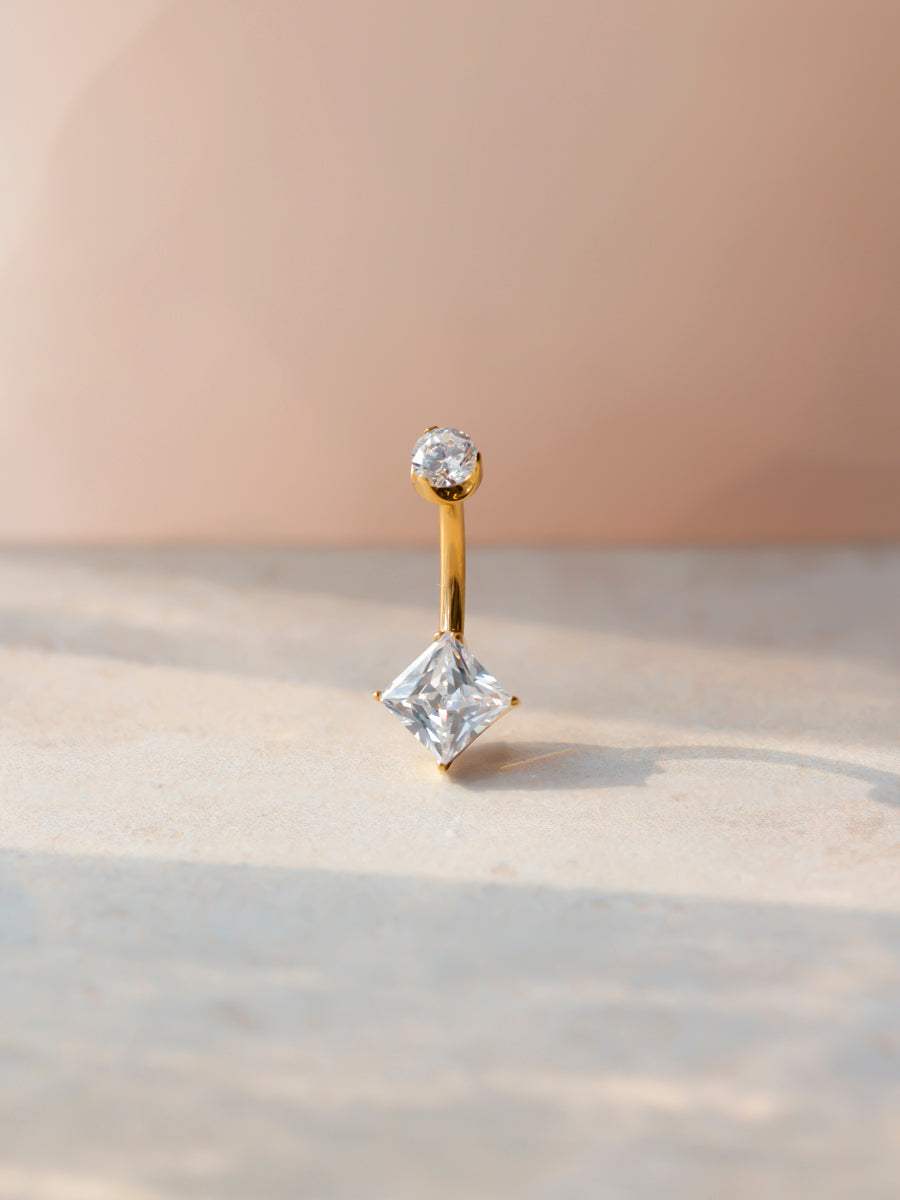 Square Shine Titan Bauchnabelpiercing
