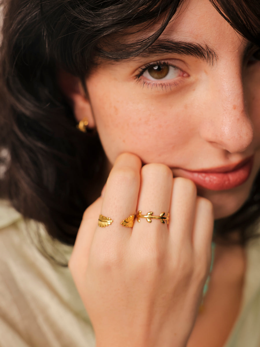 Leaf Embrace Ring