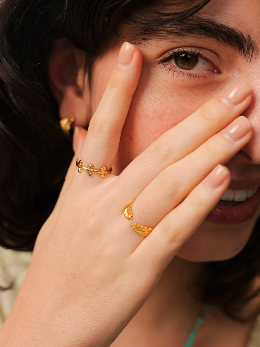 Leaf Embrace Ring
