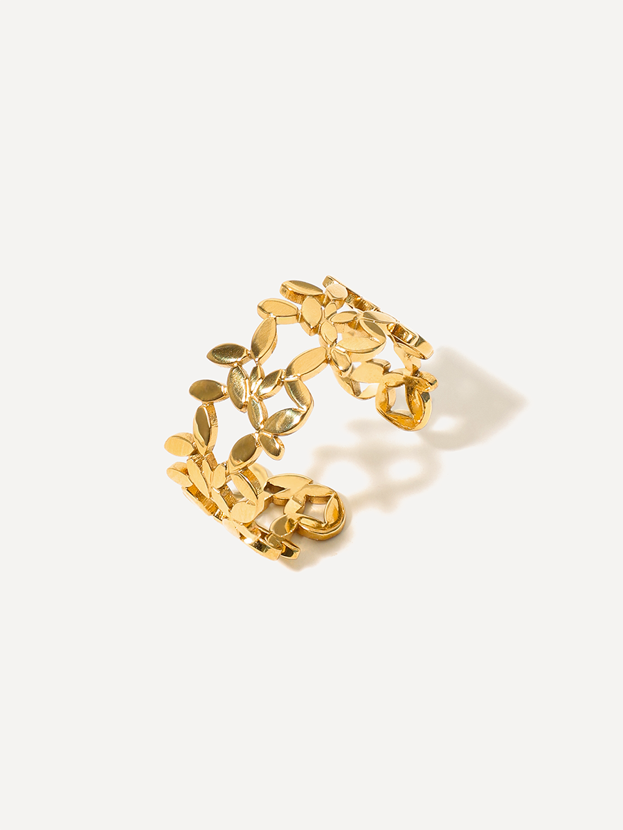 Leafy Charm Ring