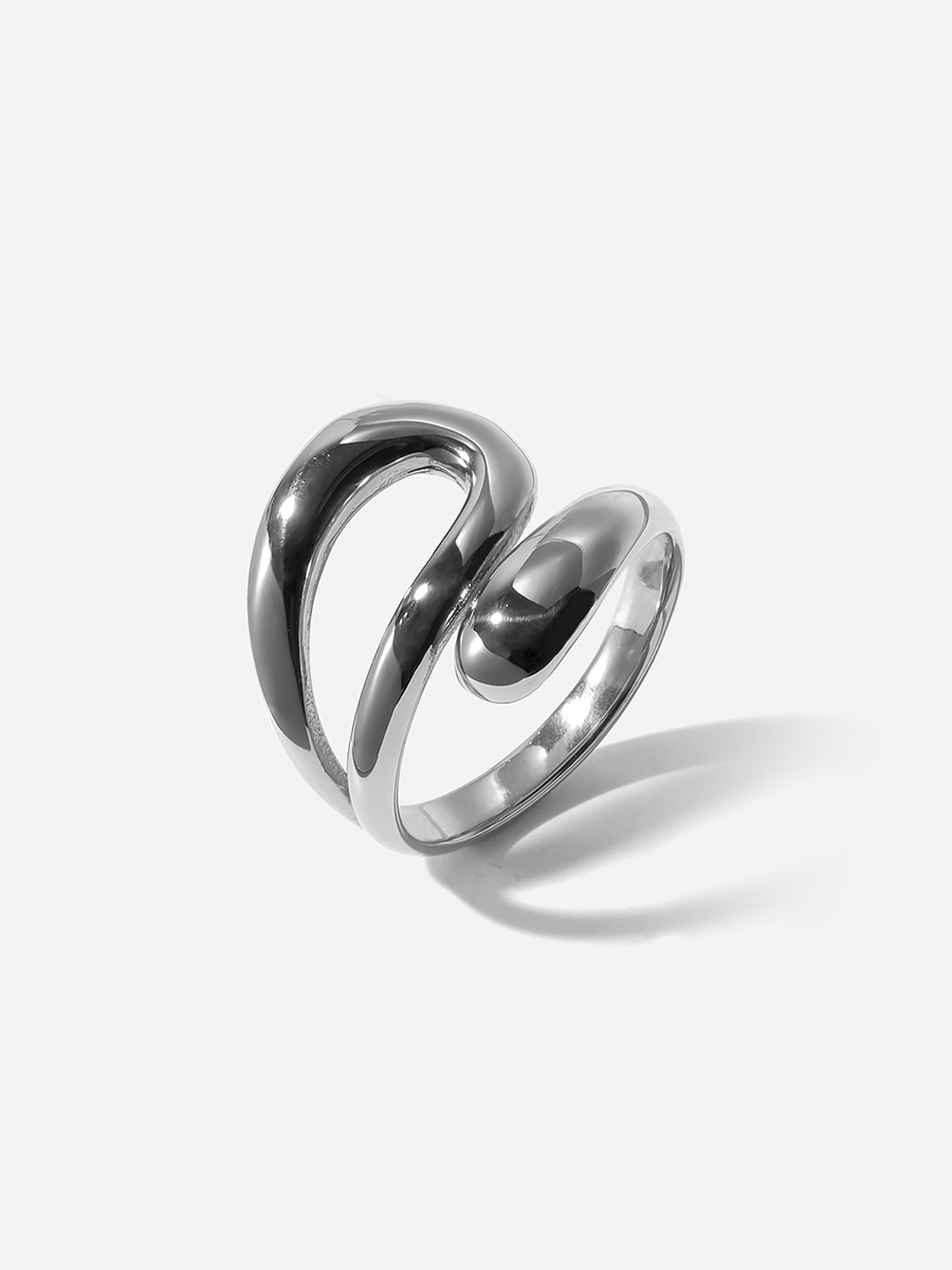 Waltz Circle Ring