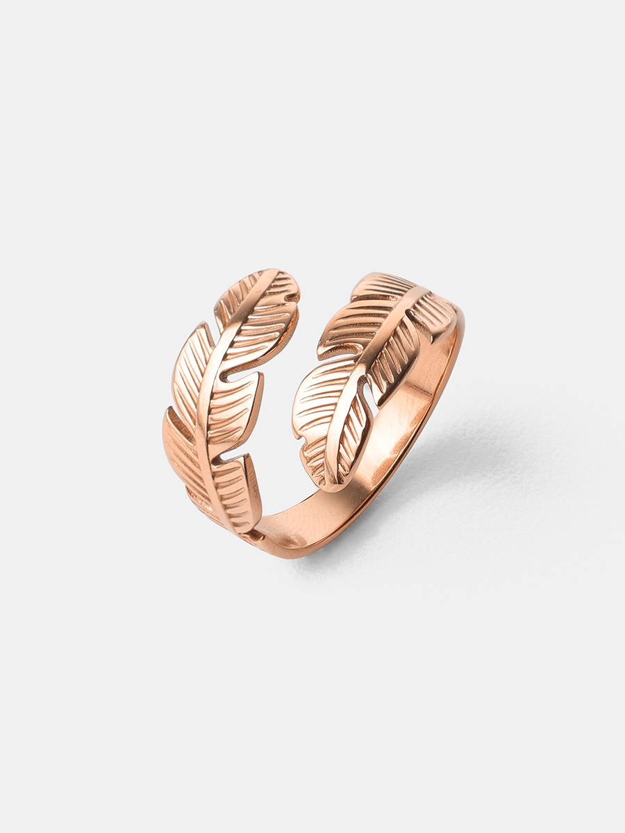 Leafy Elegance Ring ICRUSH