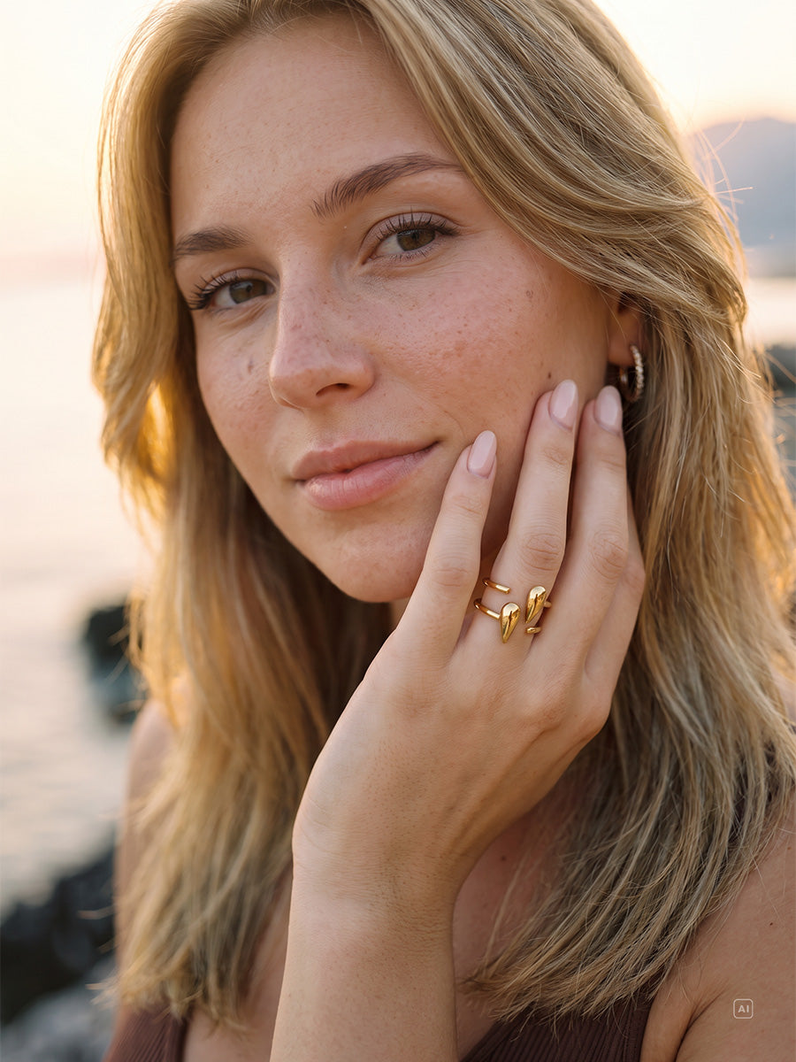 Pure Teardrop Ring