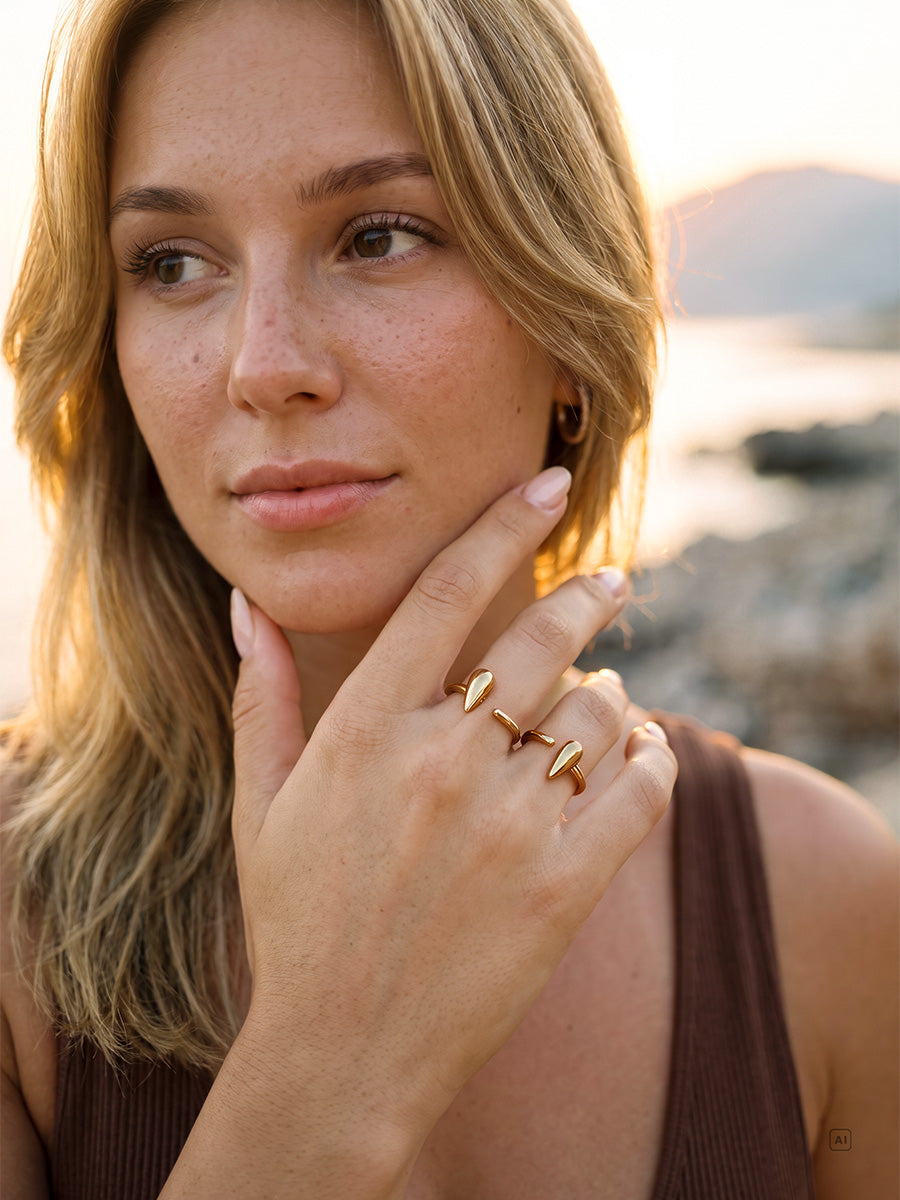 Pure Teardrop Ring