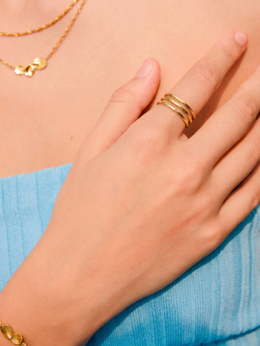 Delicate Trio Ring ICRUSH