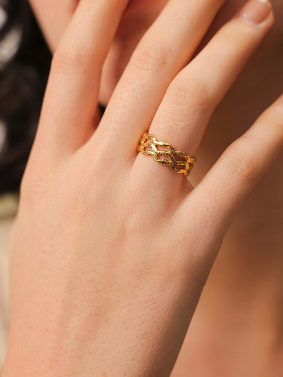 Ripple Trio Ring ICRUSH