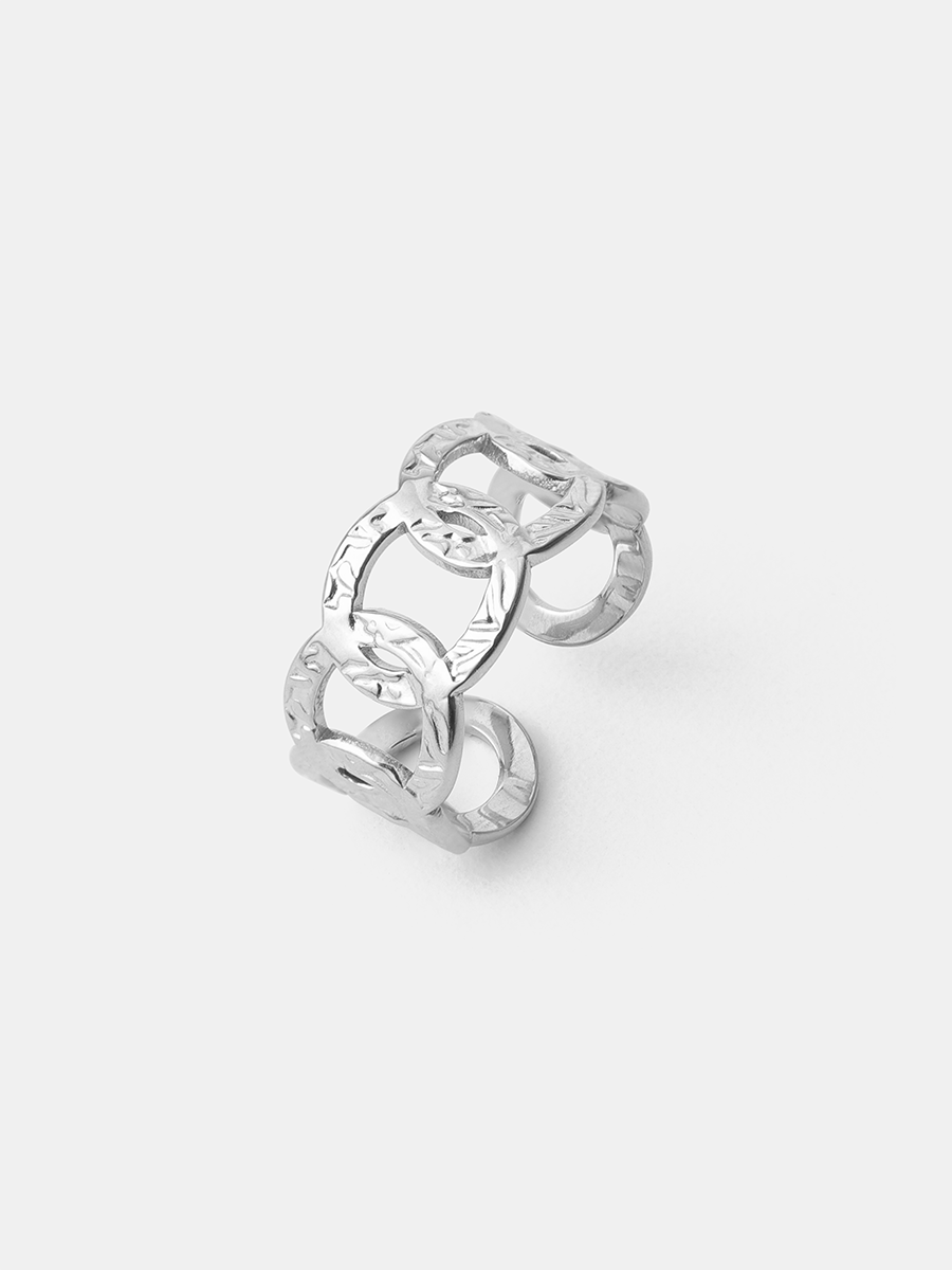 Hammered Elegance Ring ICRUSH