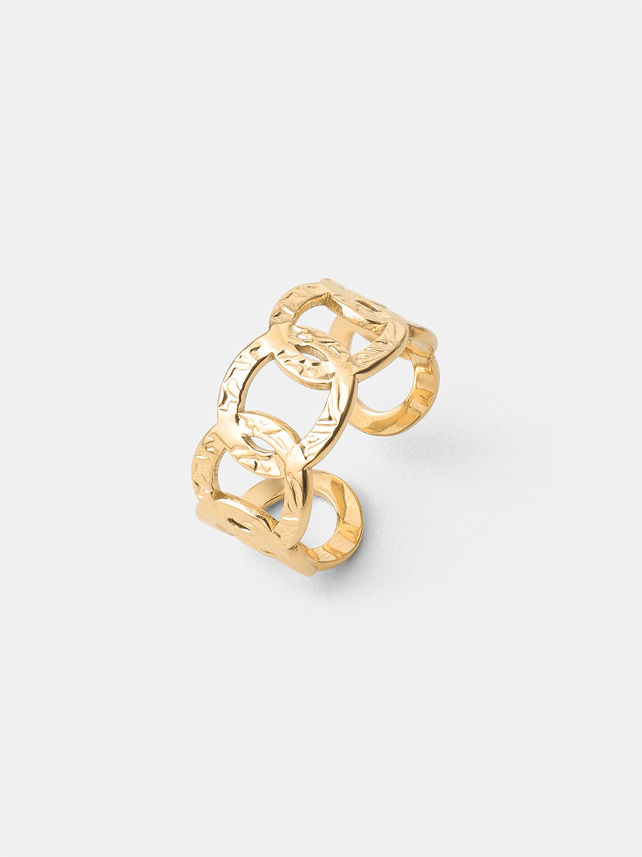 Hammered Elegance Ring ICRUSH