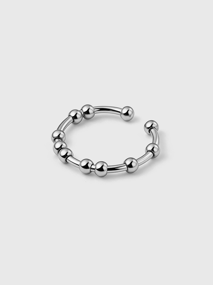 Balanced Calm Ring