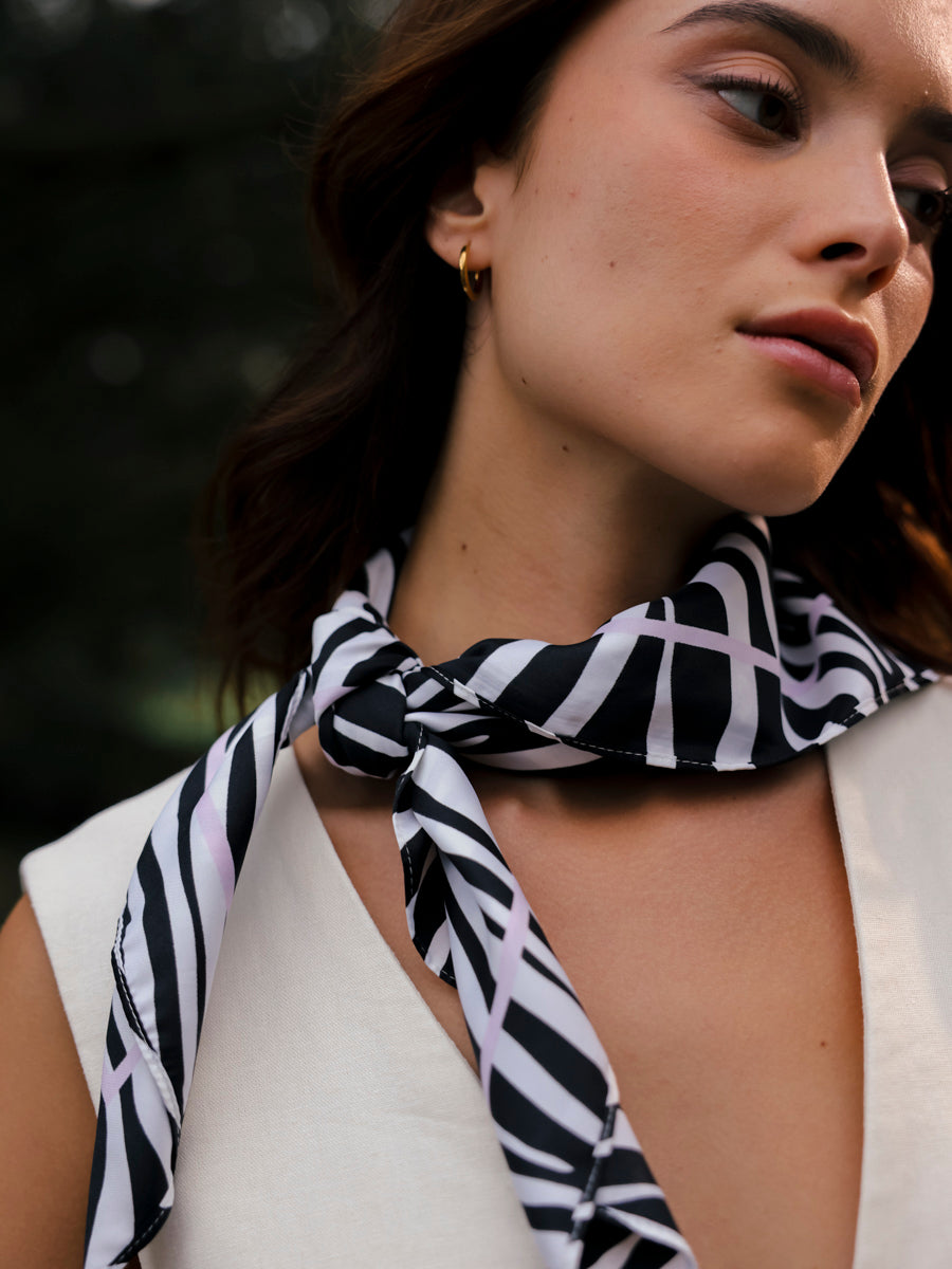 Wild Stripes Zebra-print Tuch